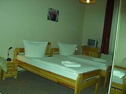גלזנקירכן Hotel Am Stern מראה חיצוני תמונה